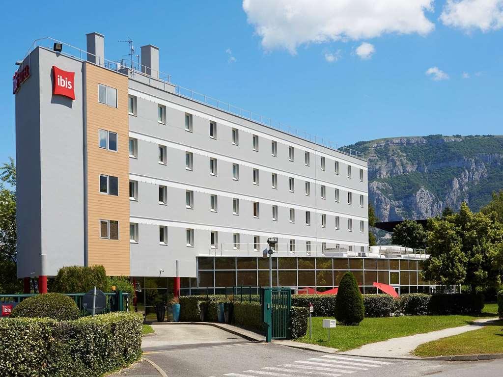 Hotel ibis Archamps Porte de Genève Exterior foto