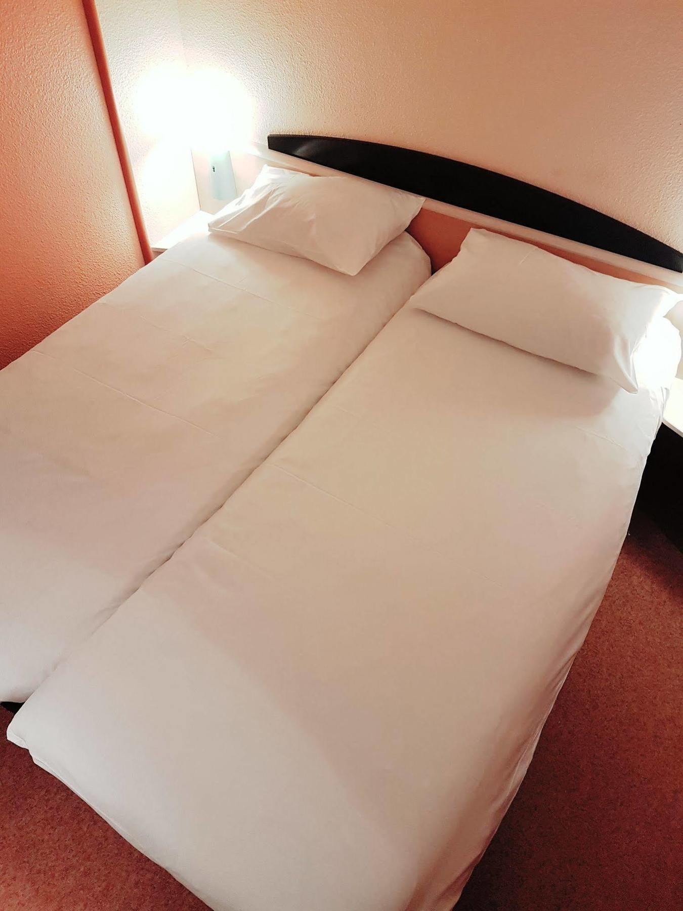 ibis Archamps Porte de Genève Exterior foto