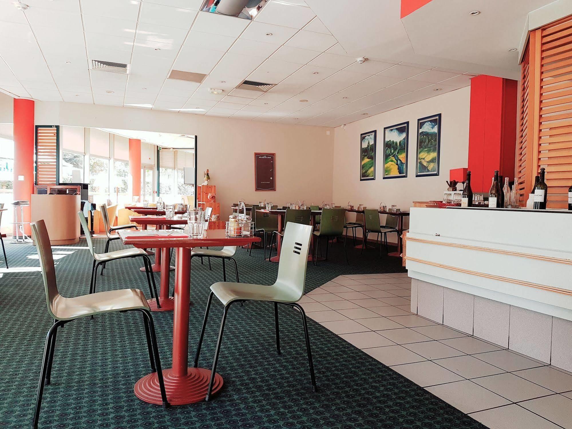 ibis Archamps Porte de Genève Exterior foto