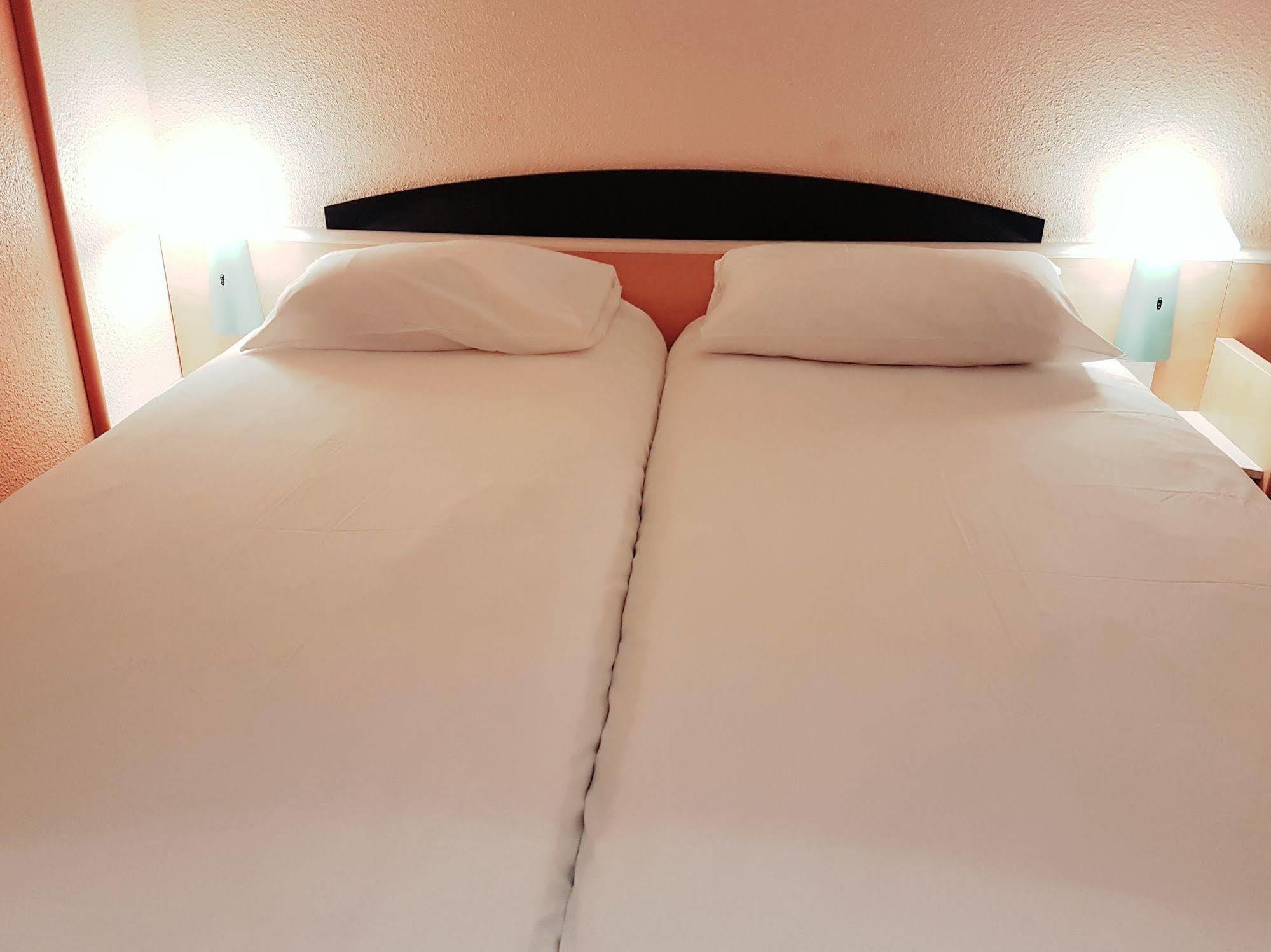 ibis Archamps Porte de Genève Exterior foto